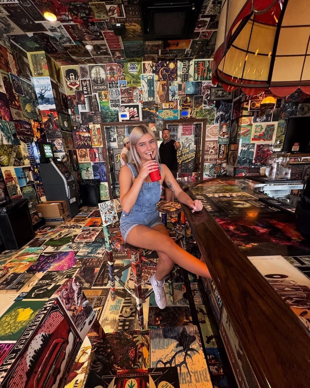 Sexy blonde friend shaking her booty nice (slo-mo)