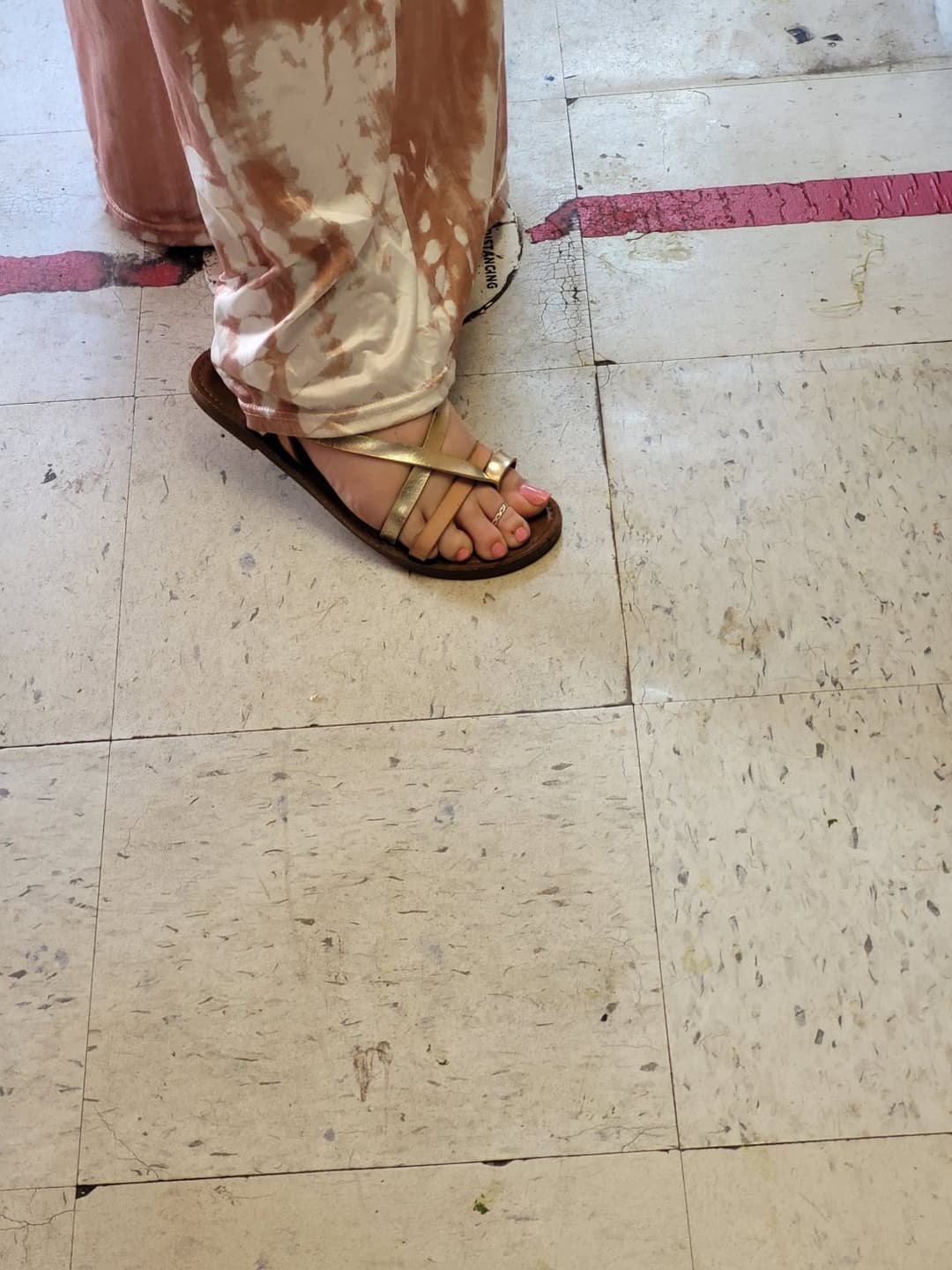 Click to view full size White bbw feet