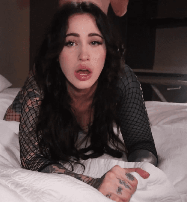 Tattoed Slut in fishnet Get coverd with cum AFTER ROUGH fUCK