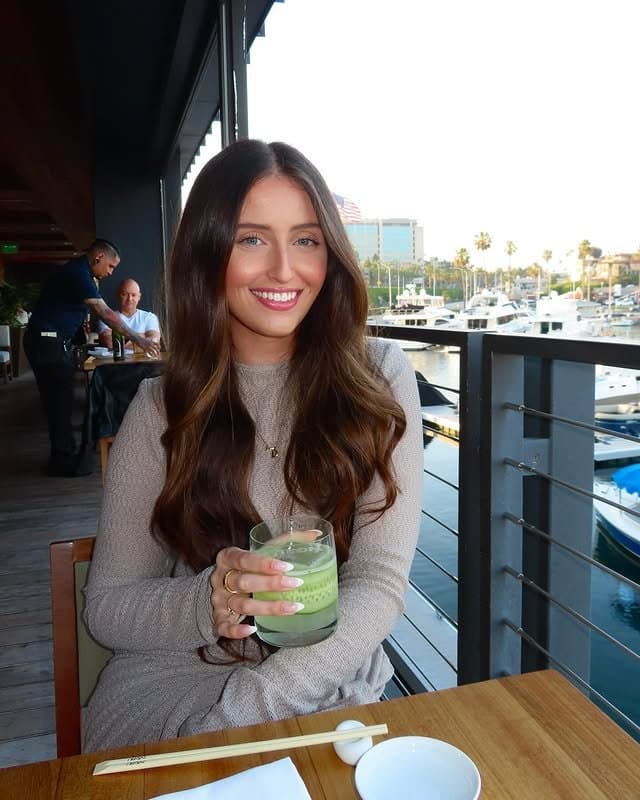 Sexy thicc webslut Callie