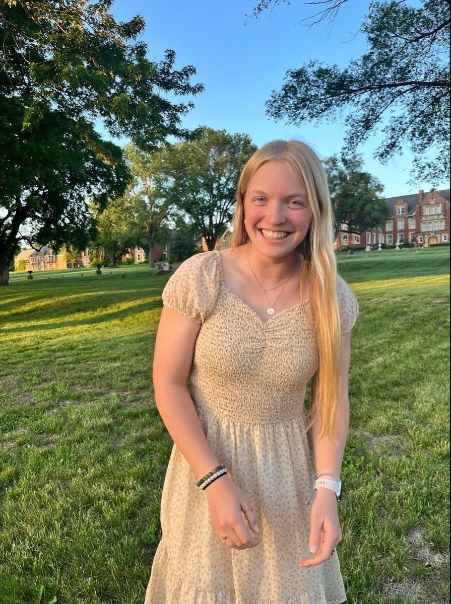 Sexy pale blonde Grace