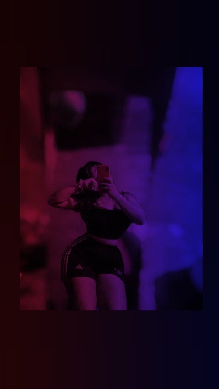 MEXICANA NALGONA, los que compartan les enviare su nombre y sus redes en mensaje???