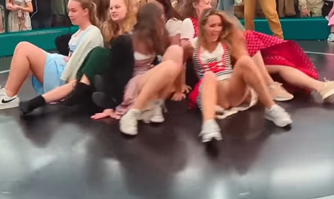 Click to view full size Devils Wheel Upskirts Pt. 2