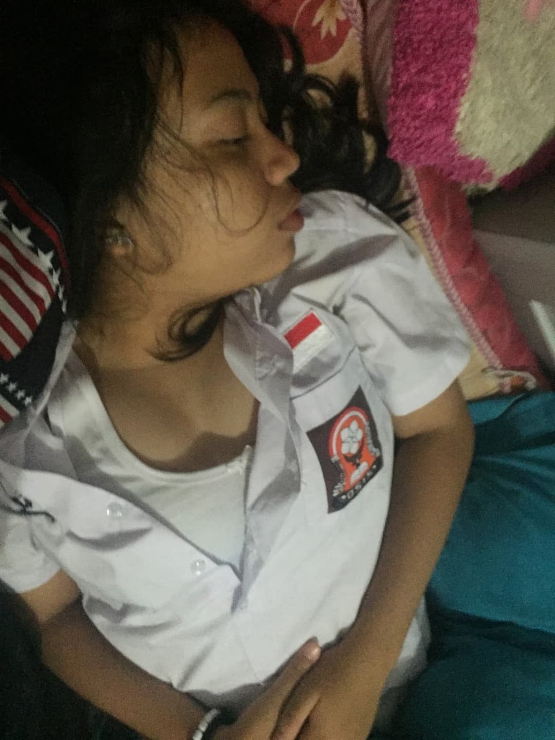 sarah cantik cewek sekolah sma gangbanged toket gede