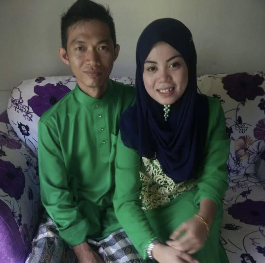 Click to view full size malay hijab indonesia muslim milf cantik