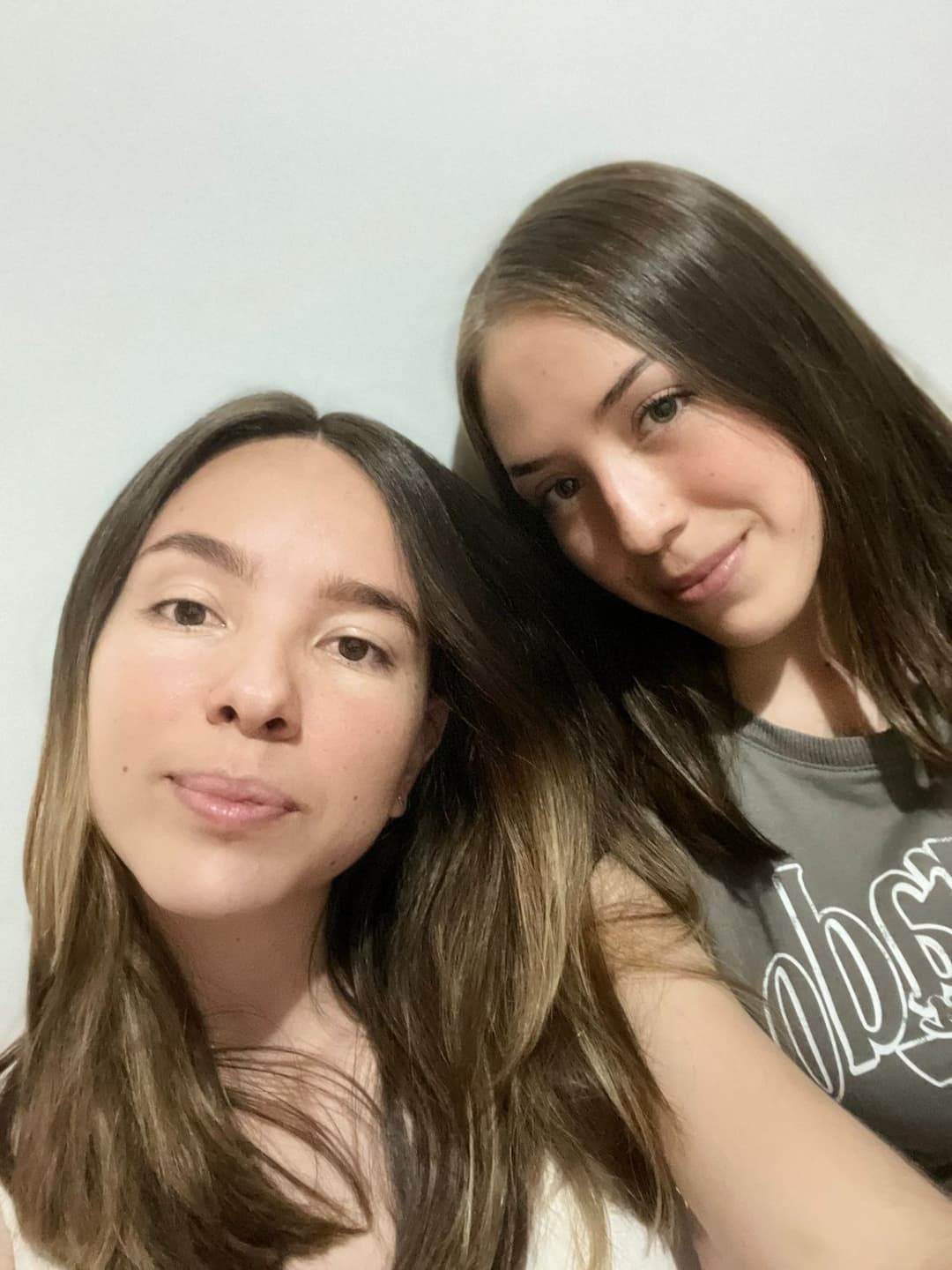 Las putas hermanitas de La Cruz. Dayanna y Yulianna de la cruz Zapata.