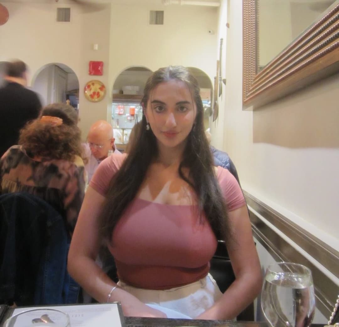 Click to view full size College Crush Lisa Sandson (@lisa.sandson). Comment your favorite pics.