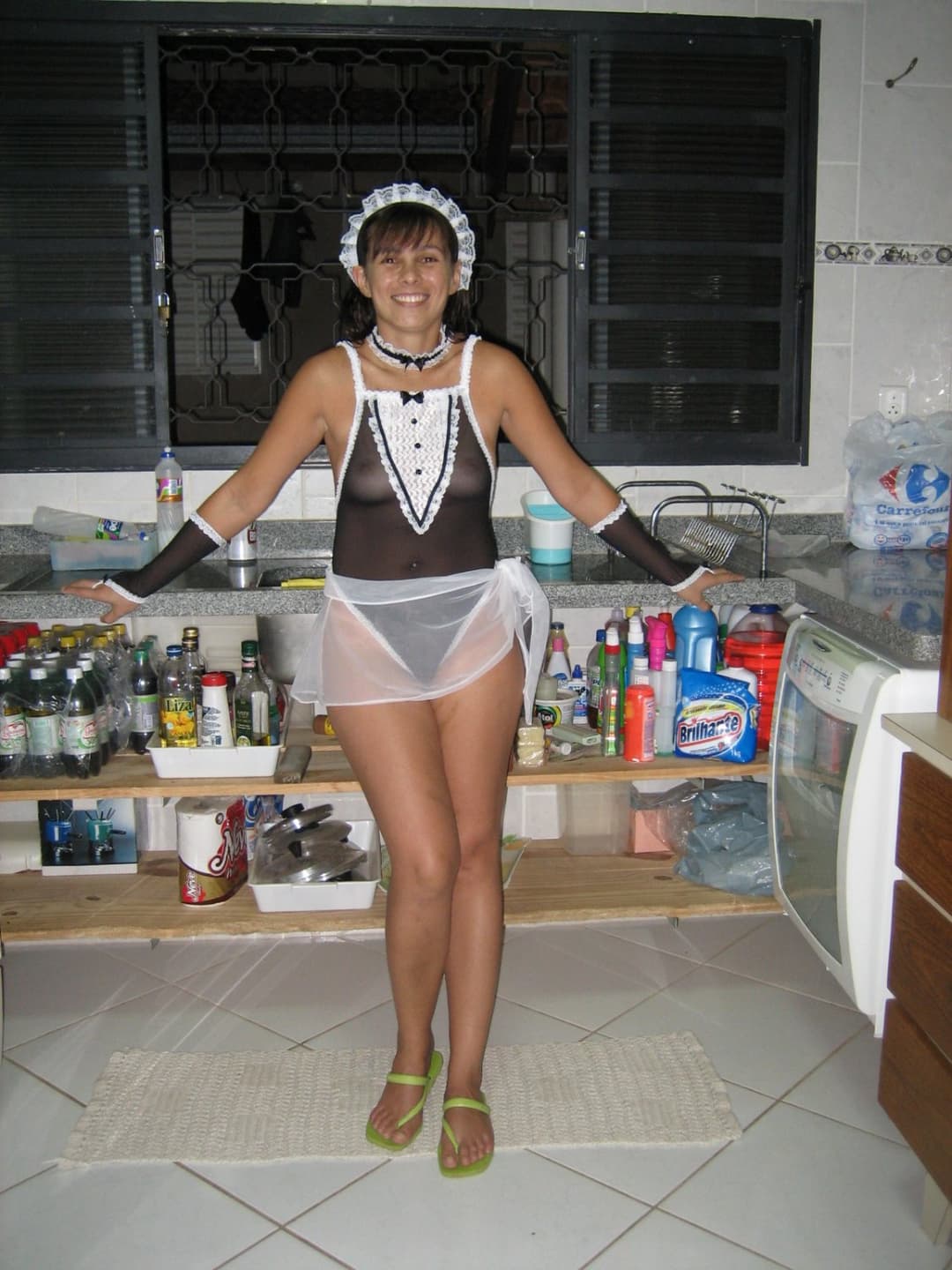 Luana - Fantasia de doméstica