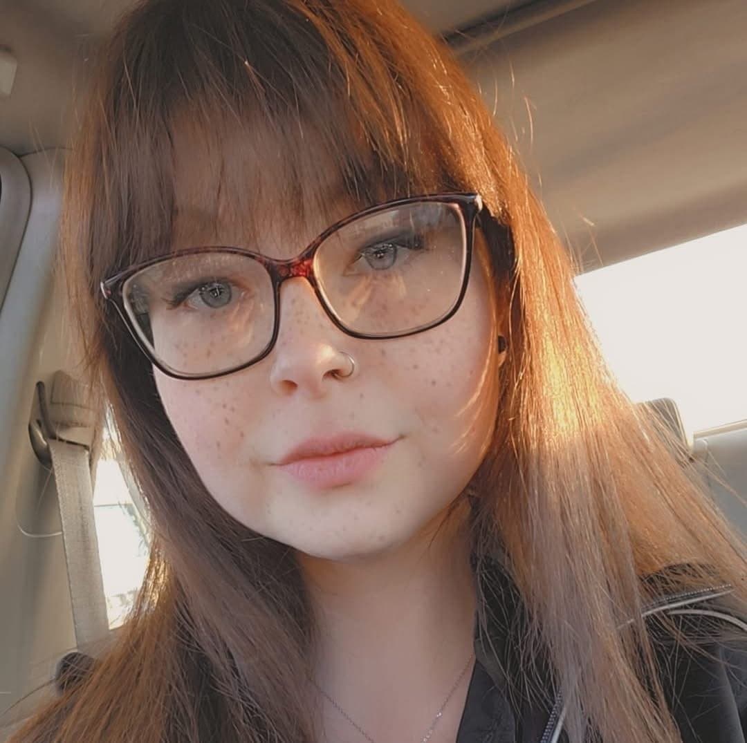 Sexy ass slut with big ass amazing tits invited me over and got pounded