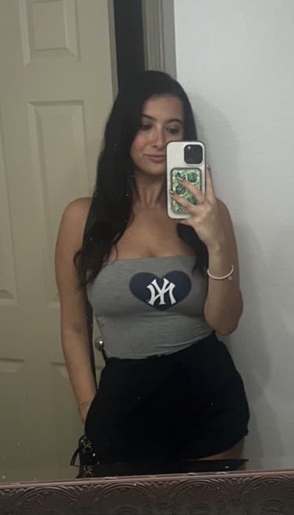 Click to view full size Yankees looking to tie the series like I’m looking to tie her up