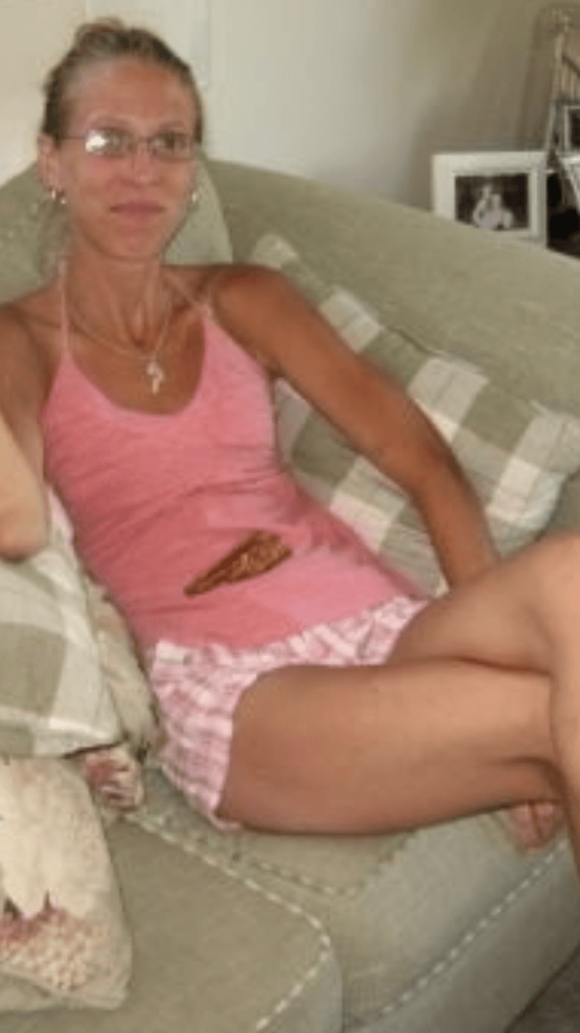 Skinny MILF librarian after a little wine. Cute little saggy Tits and nice piss flaps tho ?