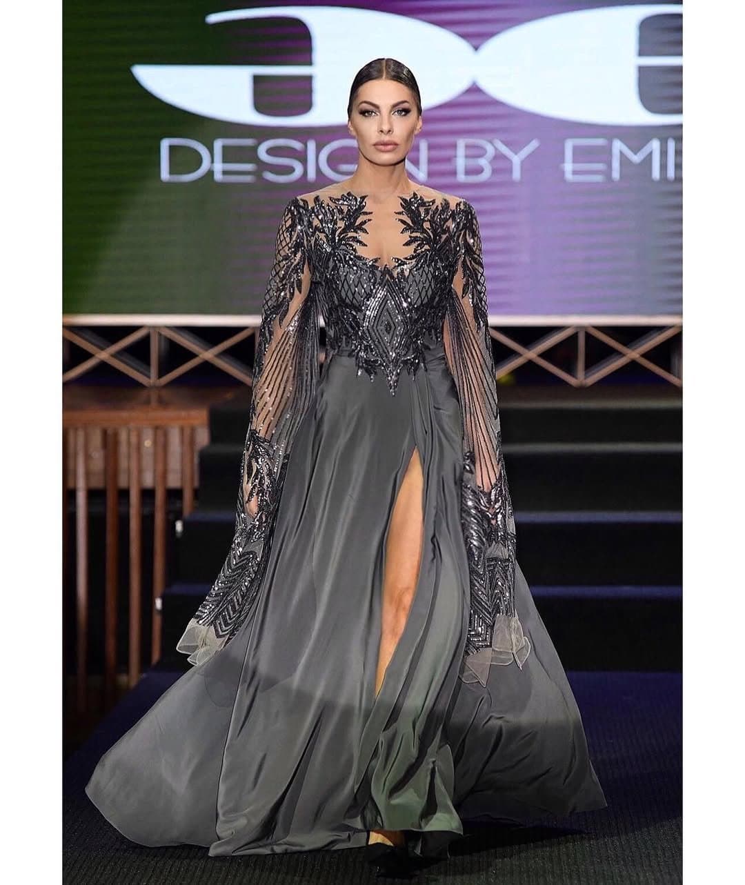 Elvisa Muratovic  Real&Fakes (Bosnian Beauty)