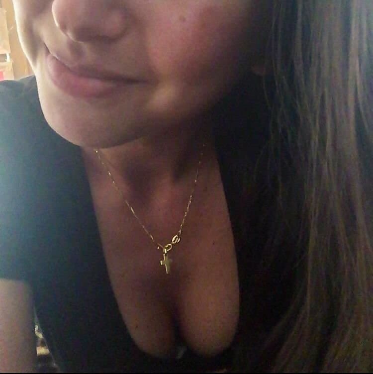 Crazy hot ? Latina college girl leaked