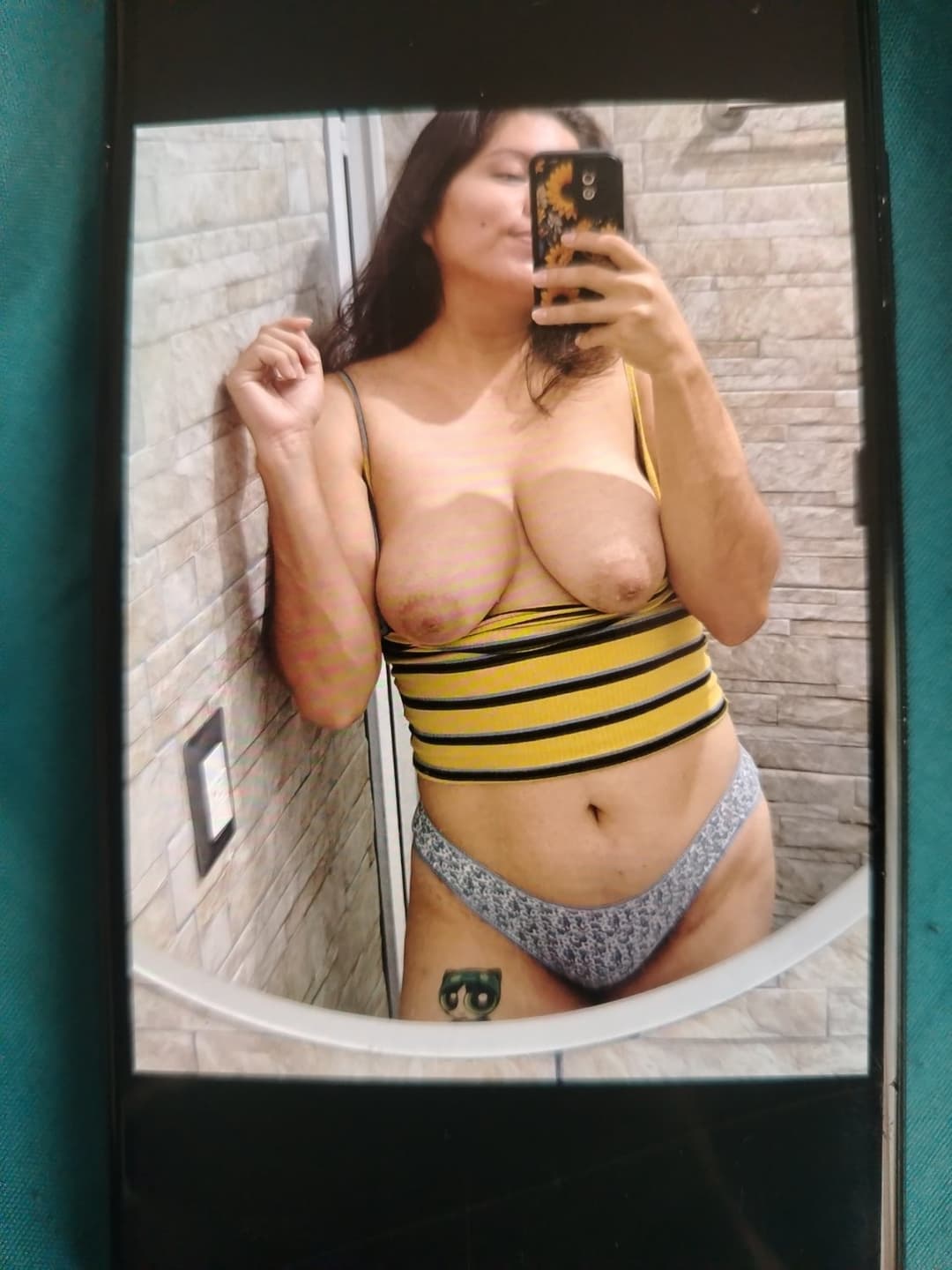 Ex Vania más actual la perra