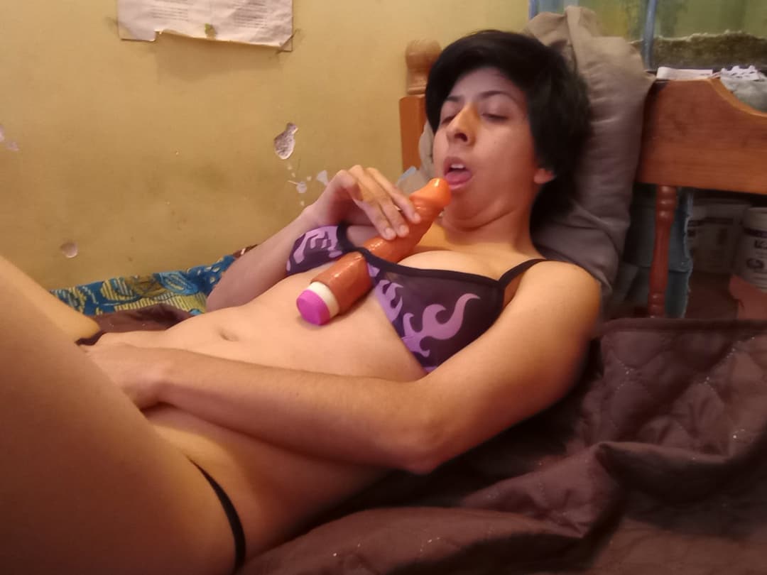 putita d la unam,cdmx, expuesta como cerda caliente, esta n Skype como Esmeralda Aguilar Sanchez nwn