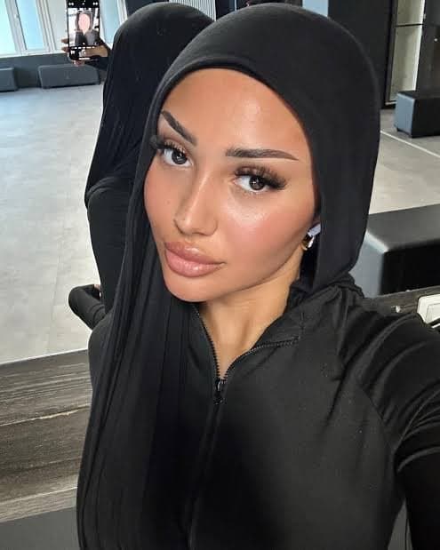iraqi hoejabi with dsl showing why hijabi bitches r the best ????