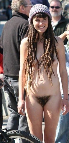 Naked women outdoors 7