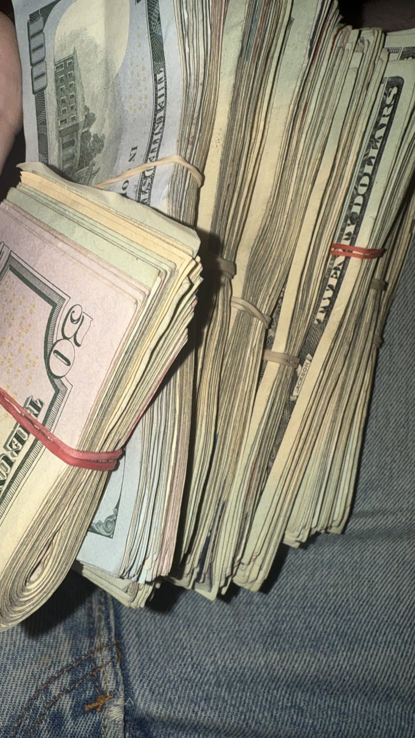 looking for sluts who love $, dudes to seduce sluts, nasty shit (Philly?)