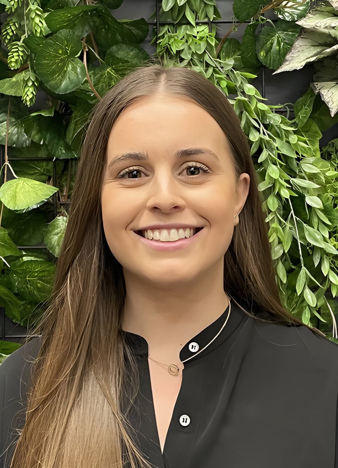 Beautiful Amy Morris Needs Cock and Cum Inside Her Holes