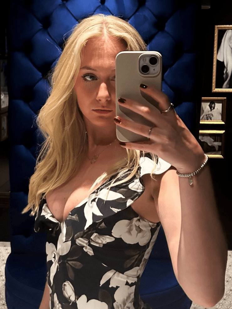 sexy blonde college teen leaked pawg