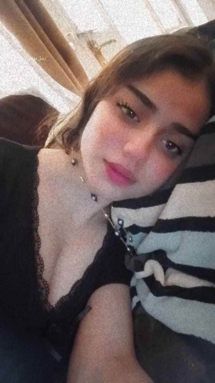 A veiled Arab girl with a soft body full of energy???