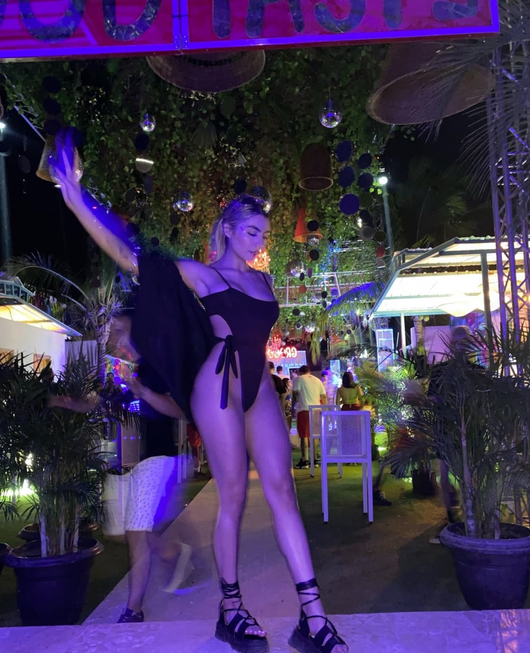 Sexy slut colombian for sale