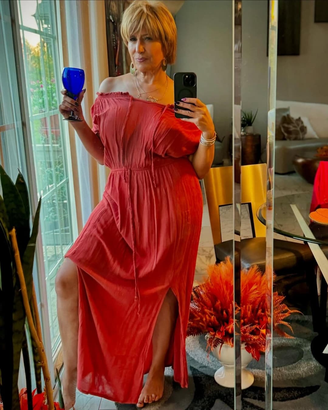 Thick Gilf flight attendant 2