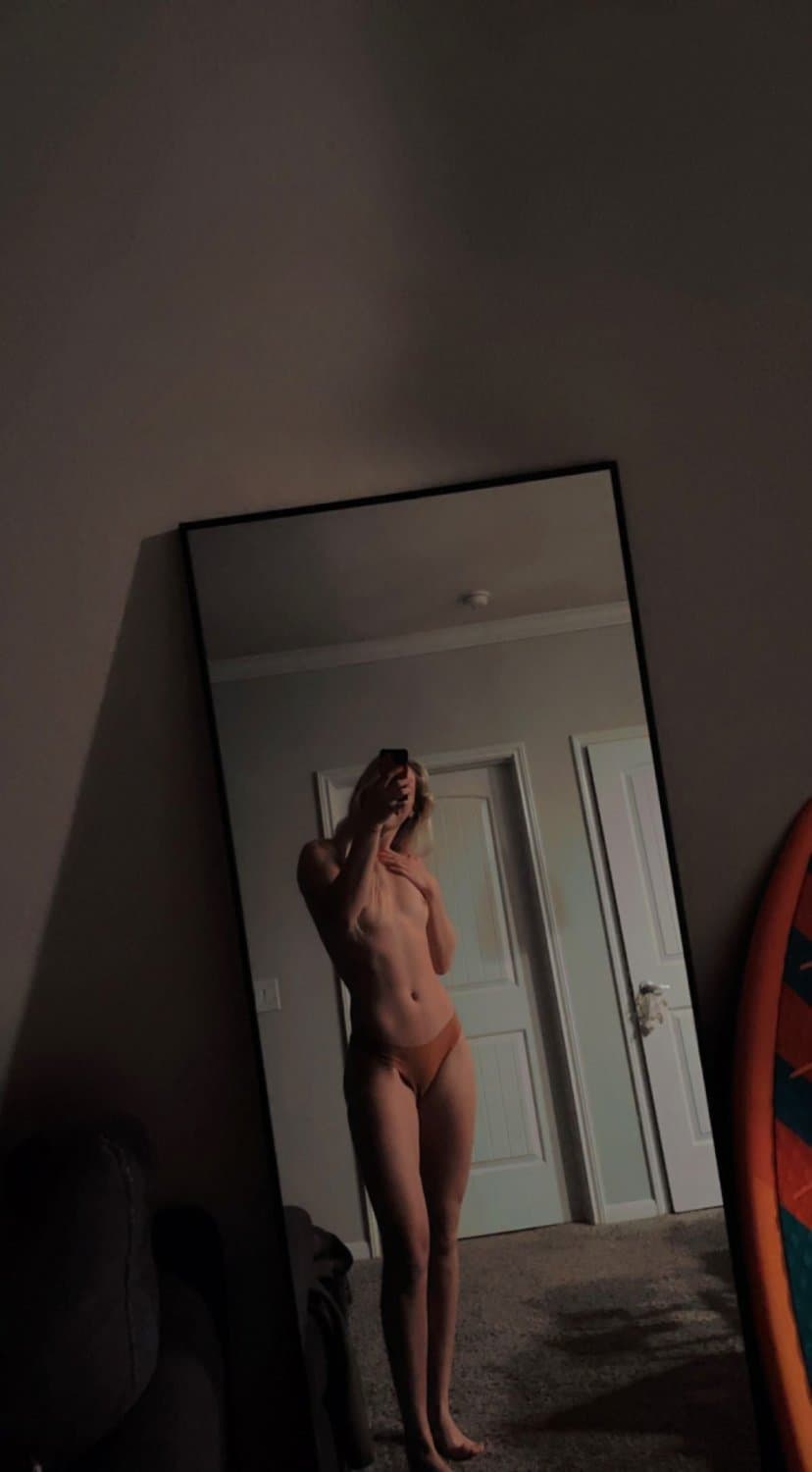 Sorority Blondes amazing nudes