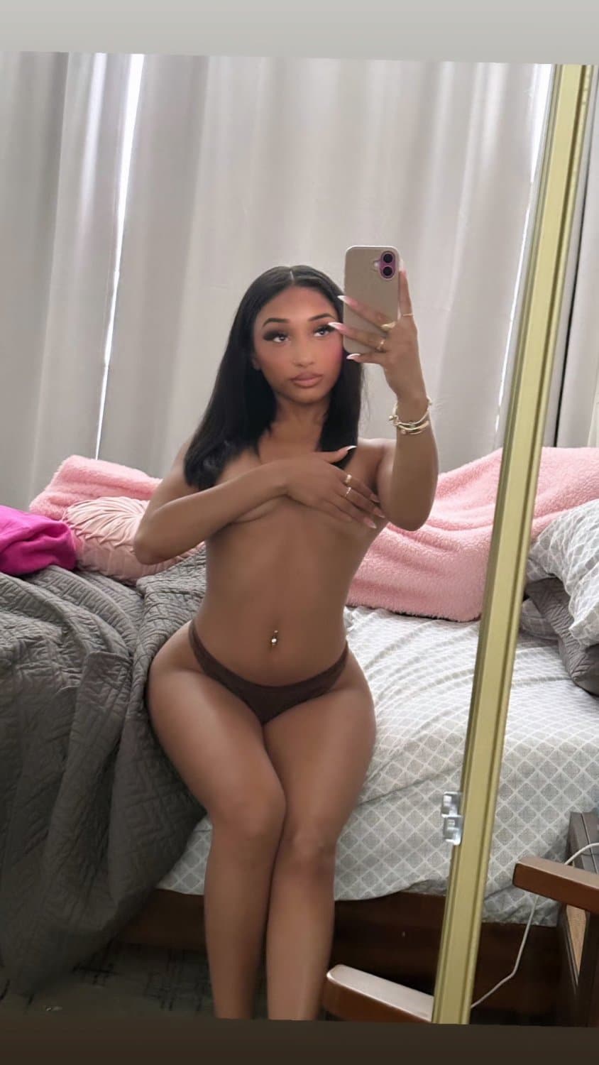 ?? She so damn sexy!!!