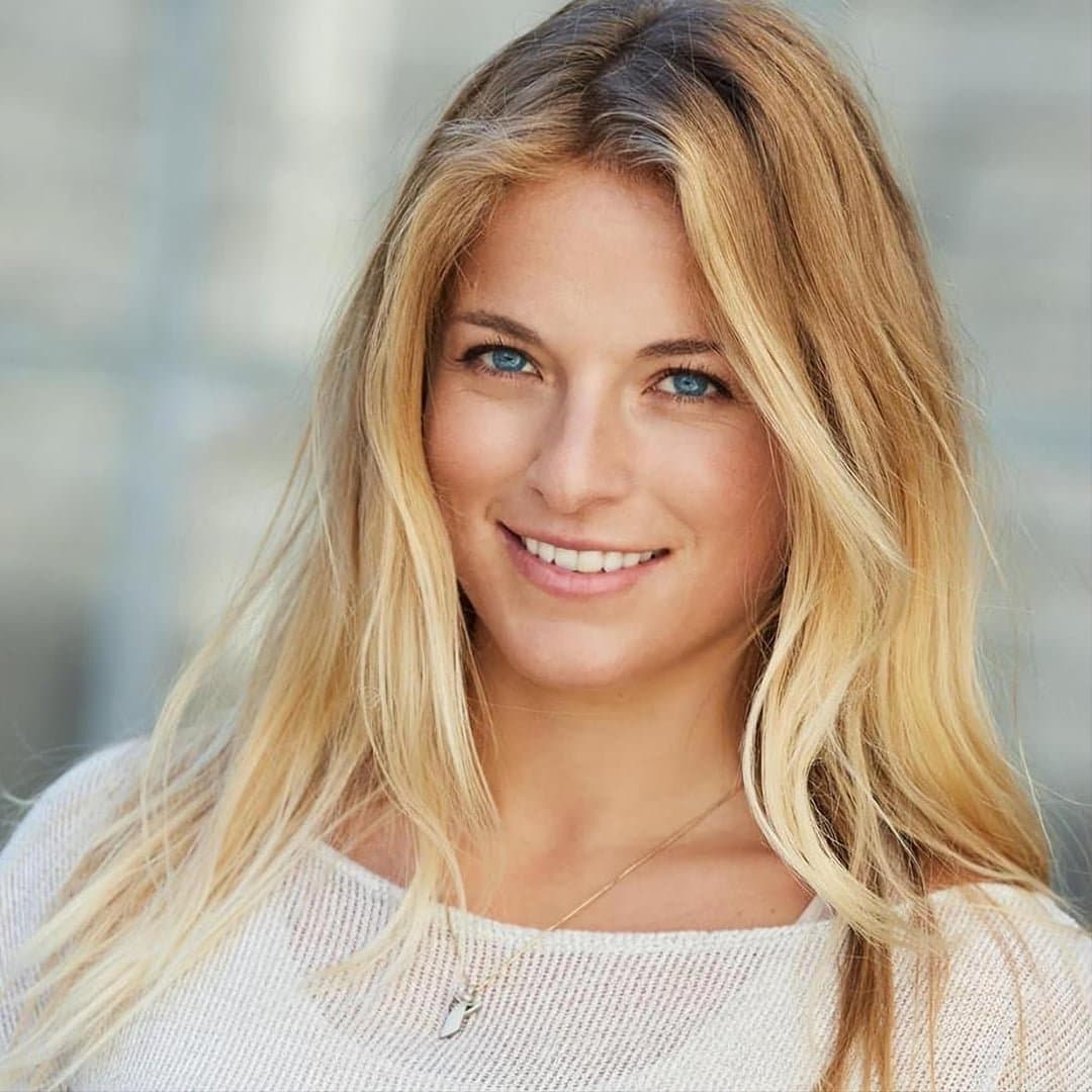 Lara gut Swiss cum slut