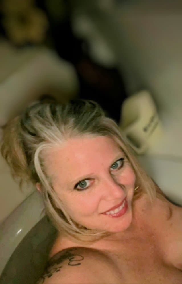 Topless Driving In His Jeep Telling Me What To Do Christine Mason nude posing for Cash Arizona milf