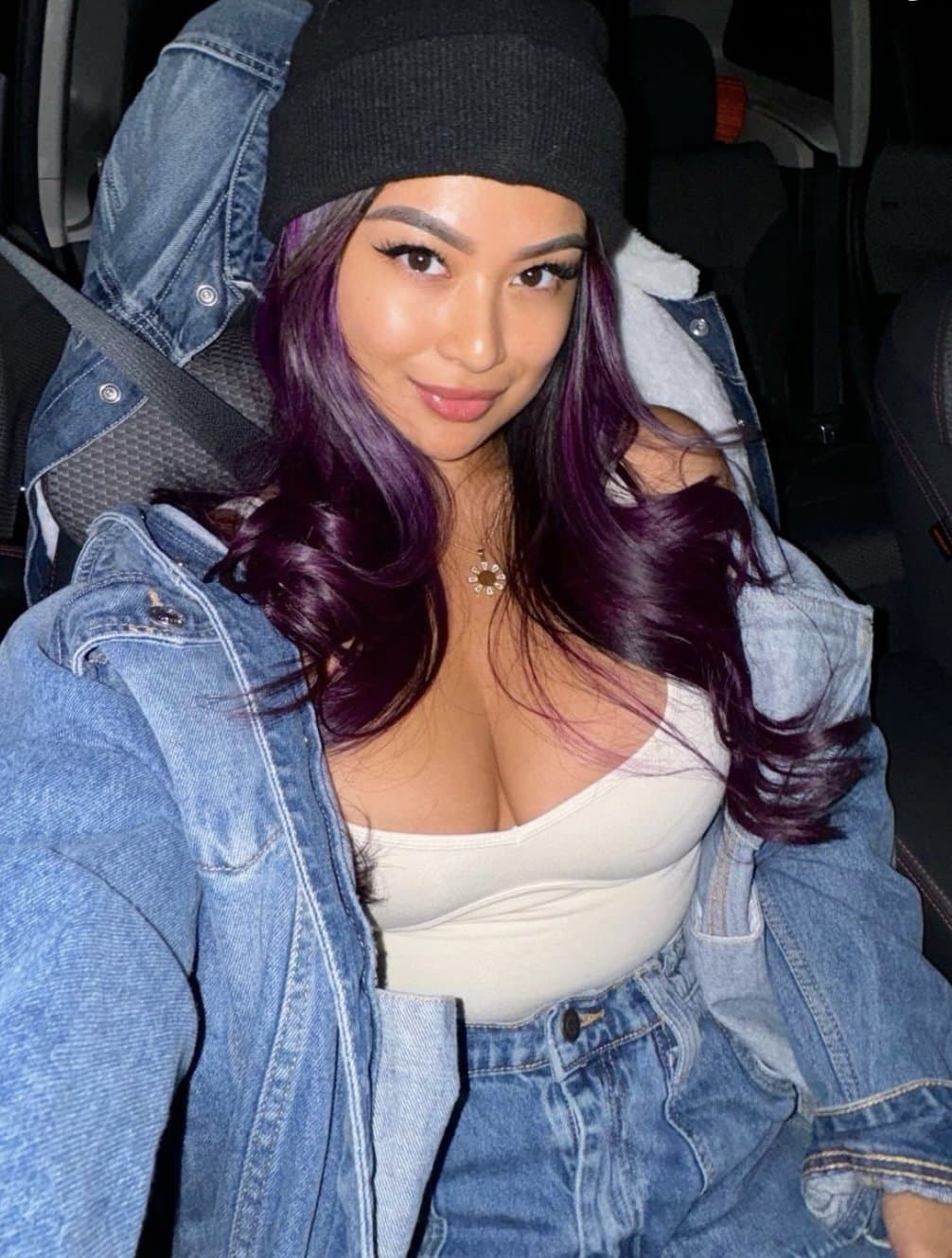 Married Asian slut wife Niki sucking off other men Blowjob