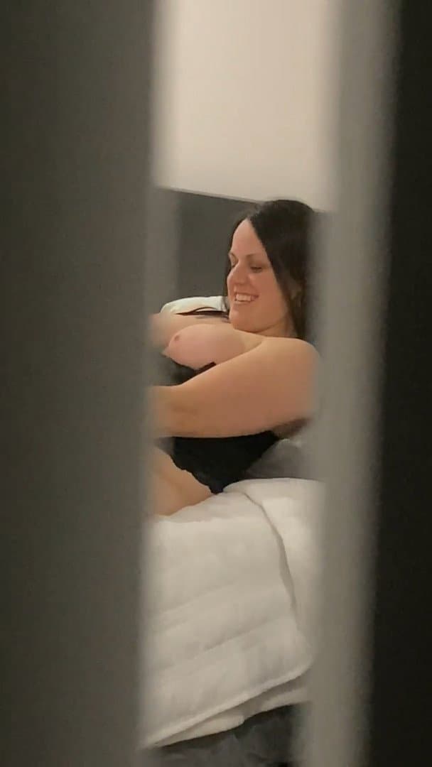 Madrasta Flagrada se Masturbando