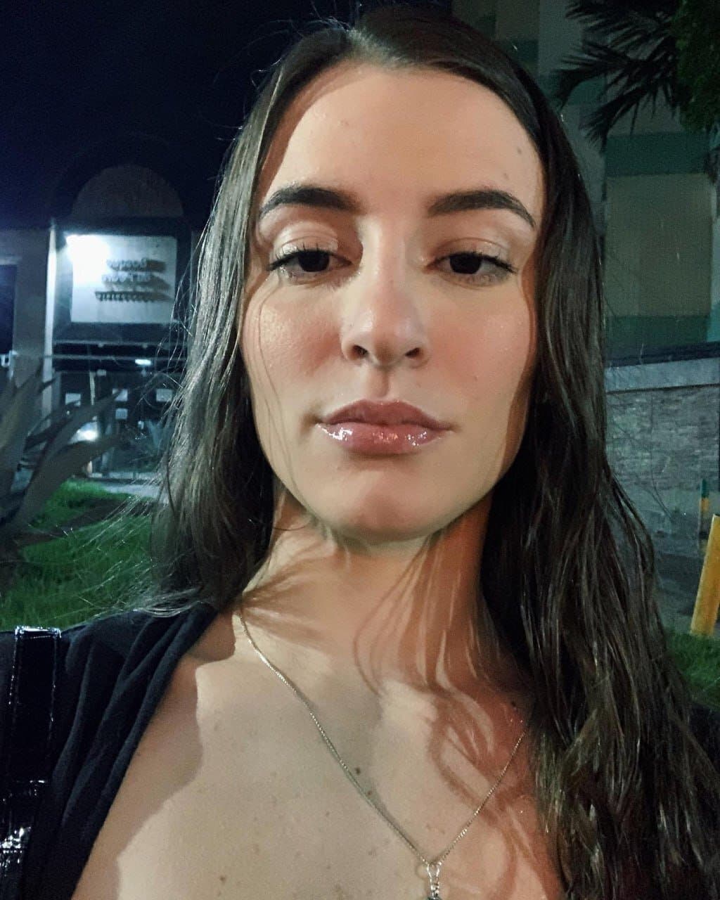 Novinha magrinha carioca gostosa !