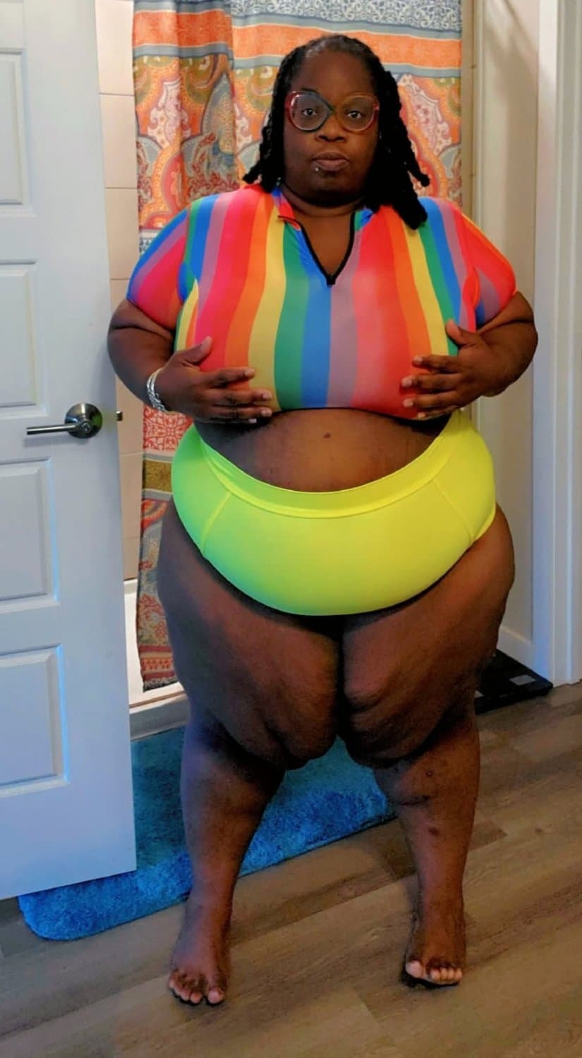 Big booty man hating feminist that I would ruff fuck in her ass & I would not pull out 137