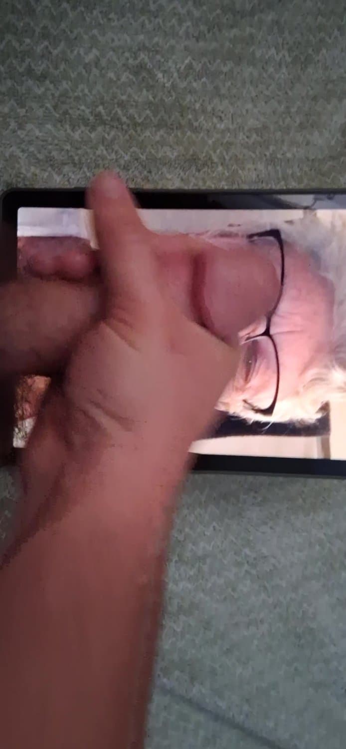 Tribbing friends huge titty mom