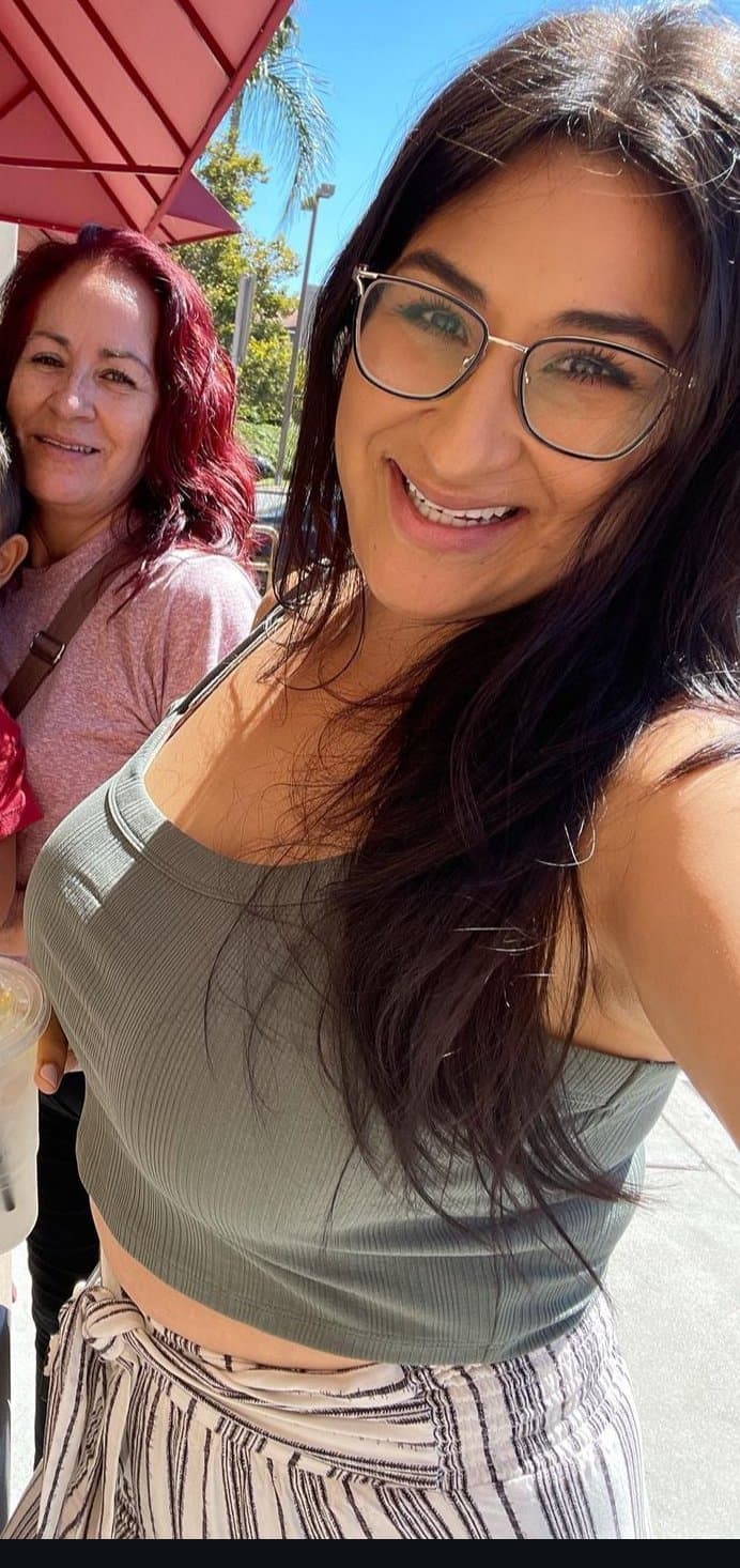 Milf coworker Adriana