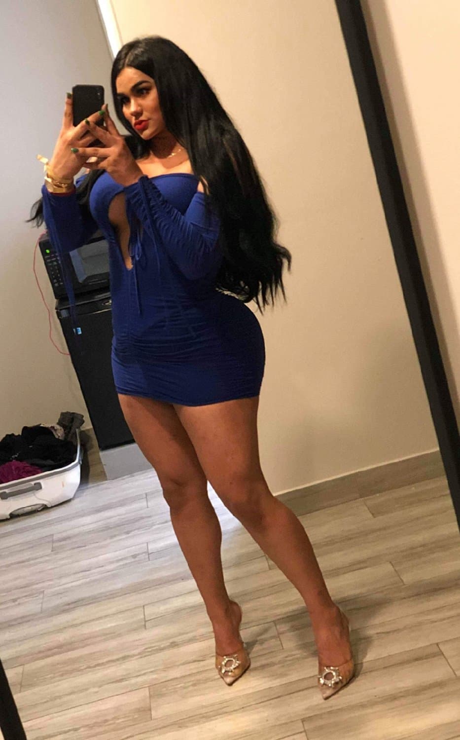 Click to view full size Esmeralda Nova (TS)(BB)(MC)22CM