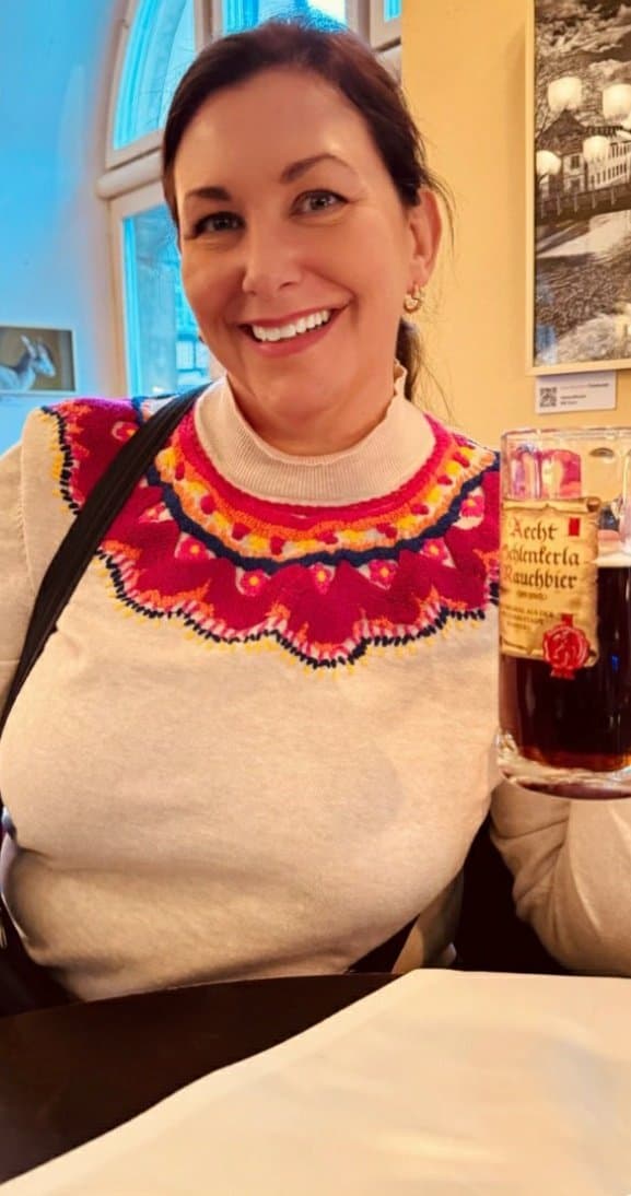 Click to view full size Southern Realtor Hotwife Regina from Baton Rouge LA/ Spring TX