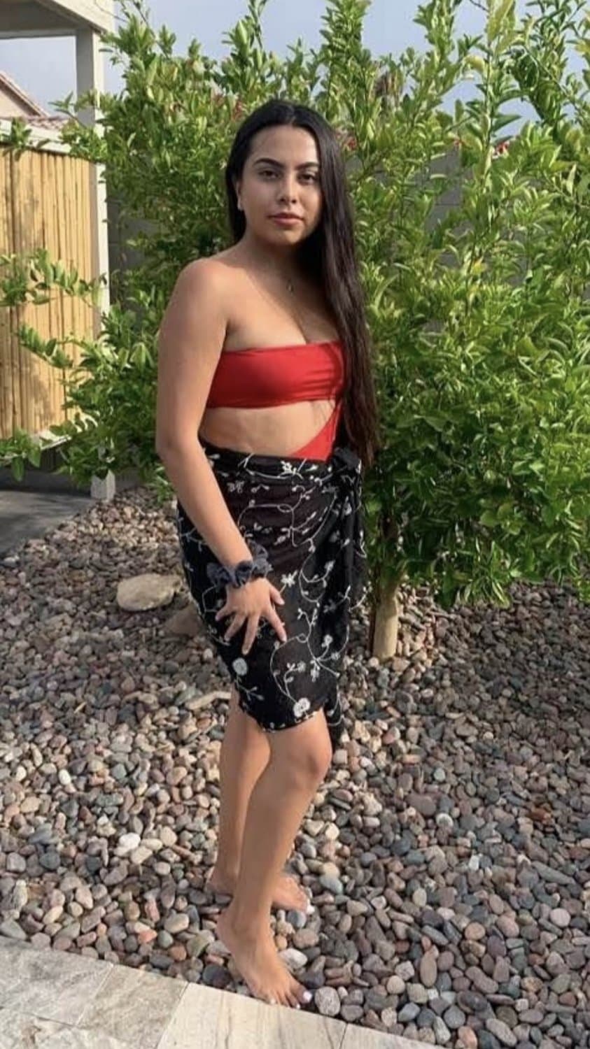 Sexy busty teen Gulianna Victoria Marquez is so sexy and busty and has perfect feet