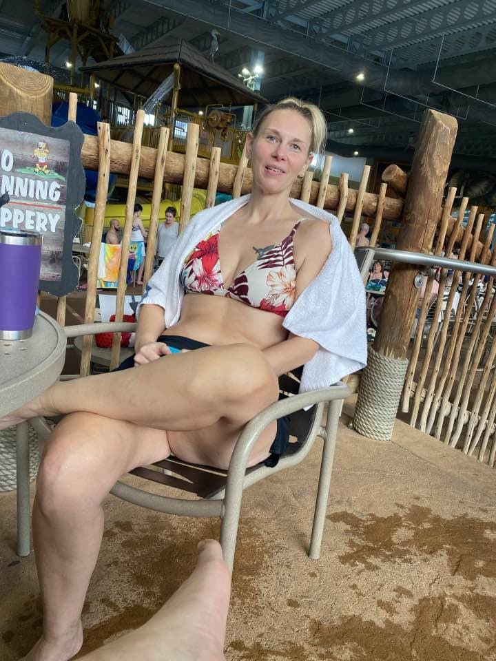 Click to view full size Rebecca Schaffer 46, Pittsburgh, contact her hubby to degrade and abuse her, contact info in post.