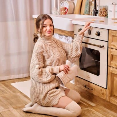 Categories Our GalleriesModels: ToreeTags: ass, brunette, holiday, kitchen, lingerie, natural boobs,