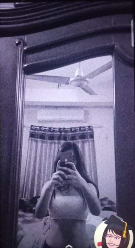 Desi Bangladeshi Cute GF Showing Rubbing Pussy