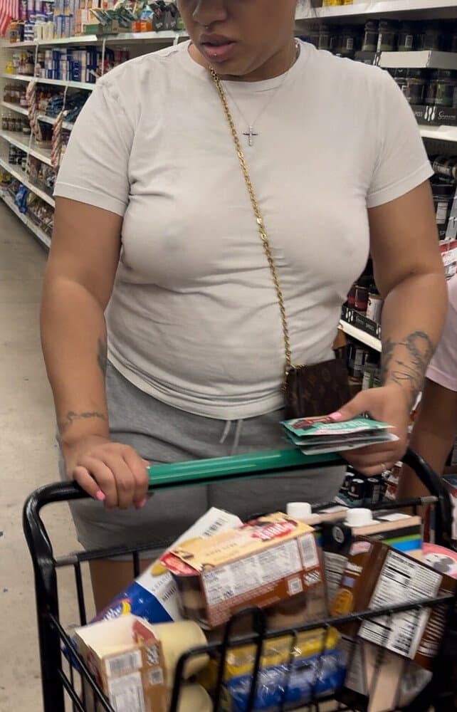 Thick Puerto Rican With Pokies