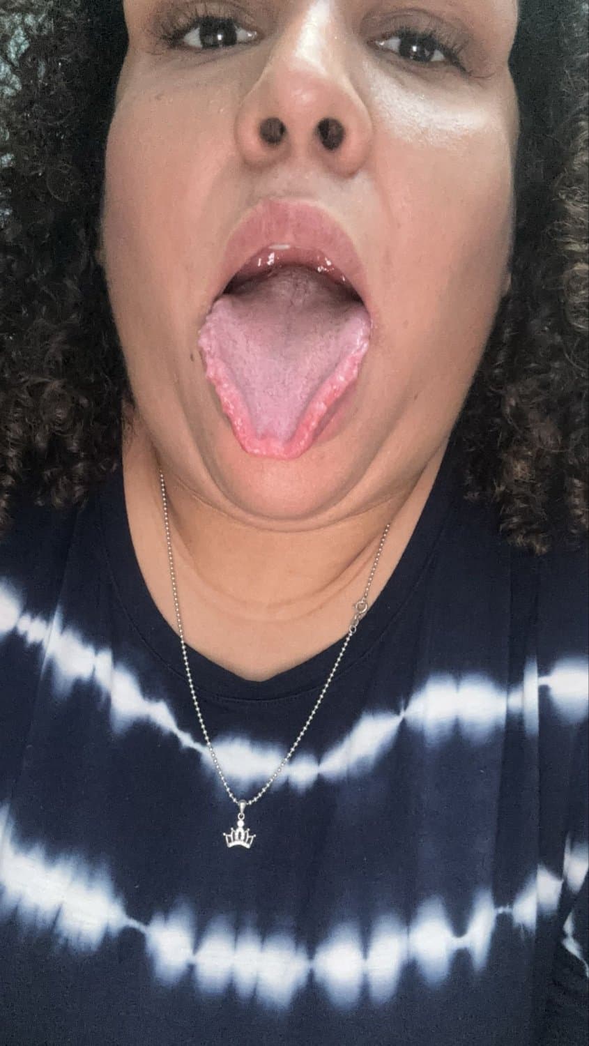 IMG-complete slut wife