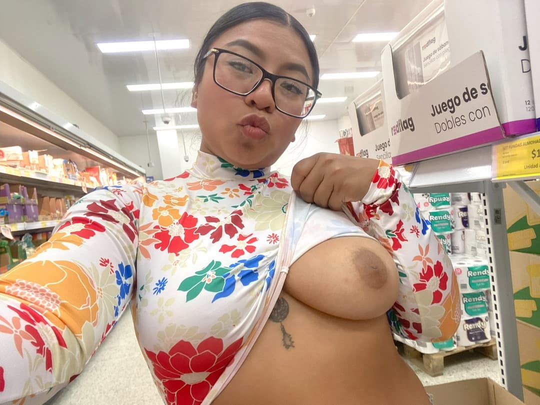 Mexican Fetish Freak