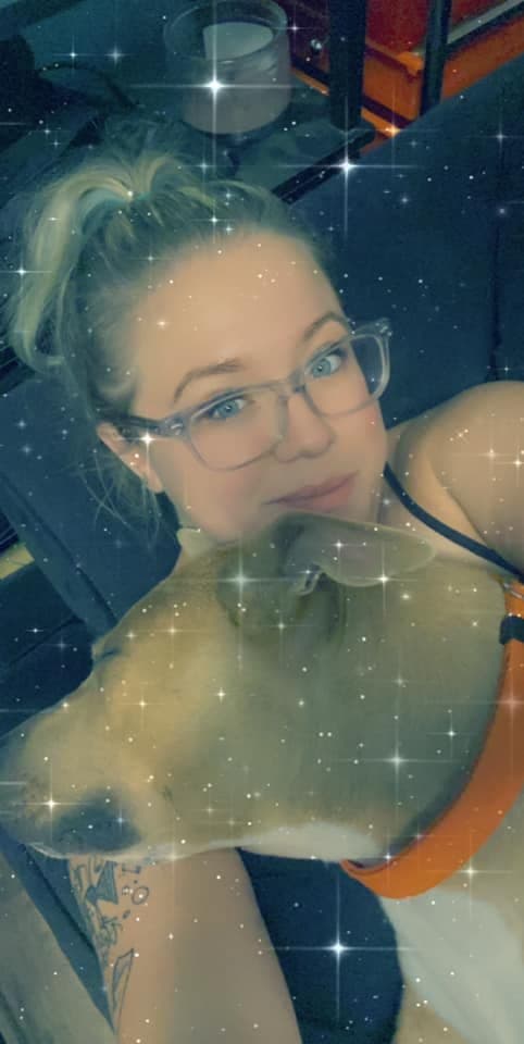 Hot blonde milf Katie totally naked!