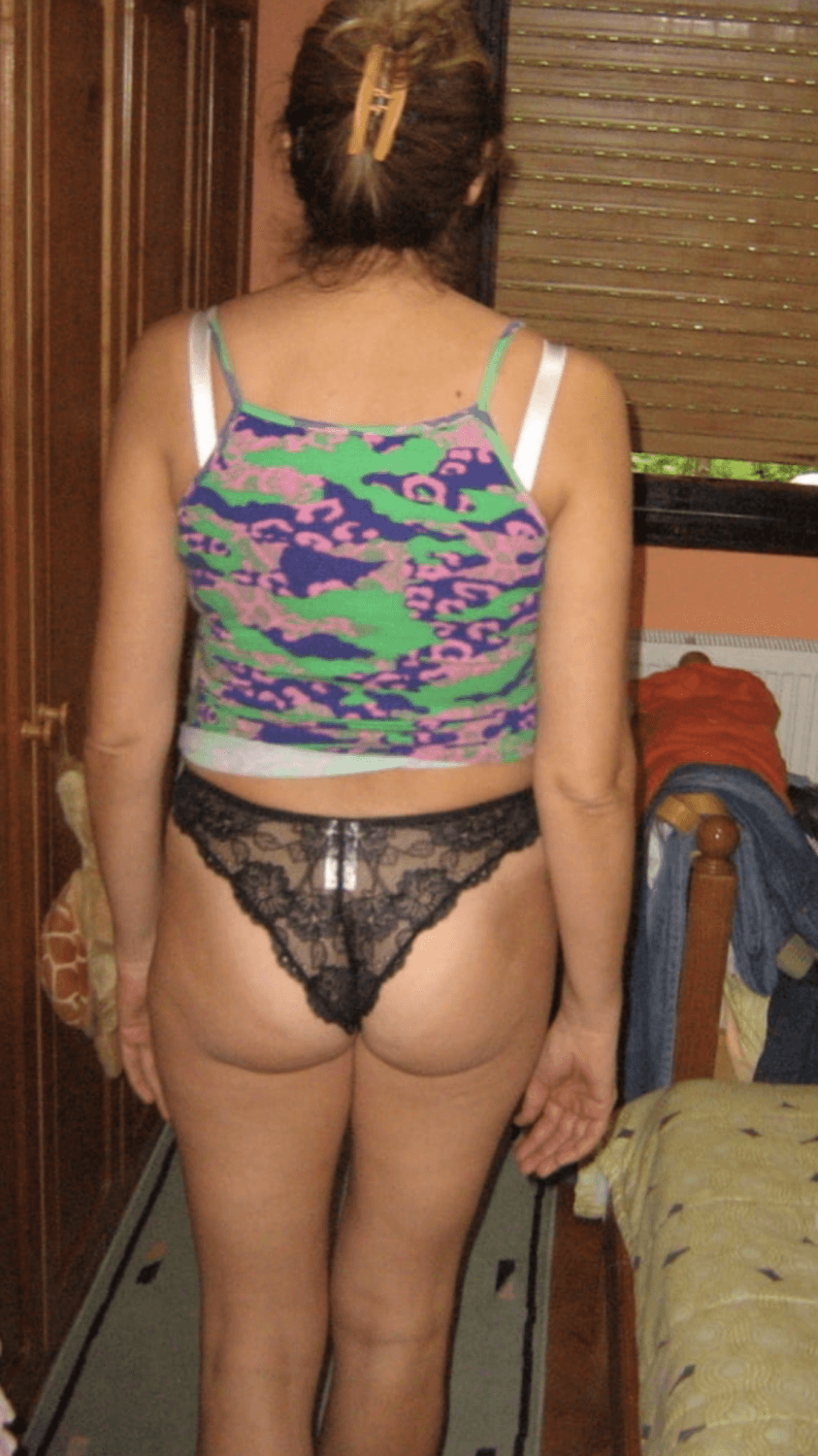 With all the miles on this whore her cunt and tits withstood the beatings. Bravo!