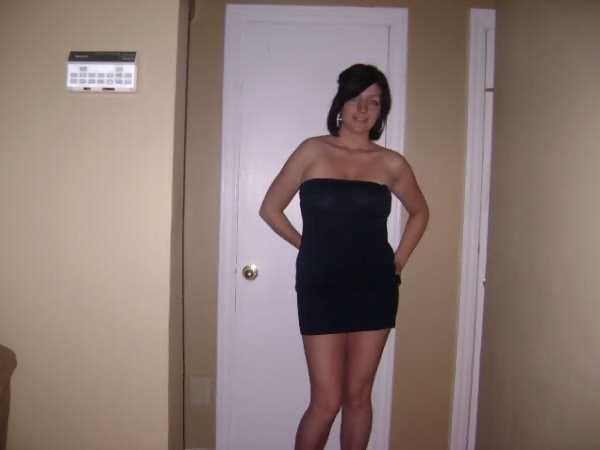 Click to view full size Kady from Ontario - Wants to see some of the world. And that world to see her.