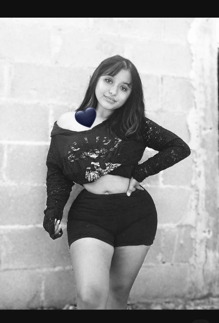 MEXICANA NALGONA, los que compartan les enviare su nombre y sus redes en mensaje???